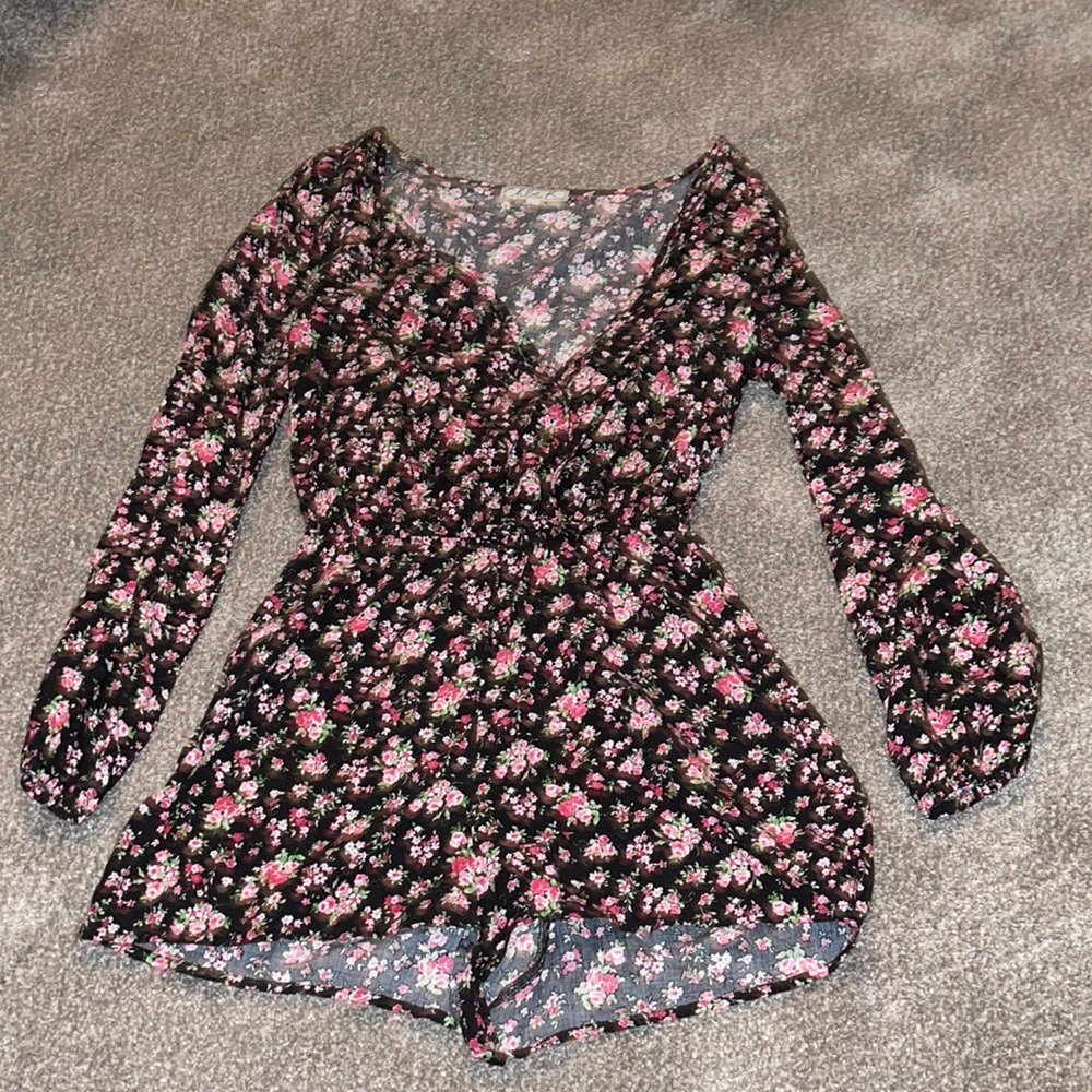 Chloe K romper